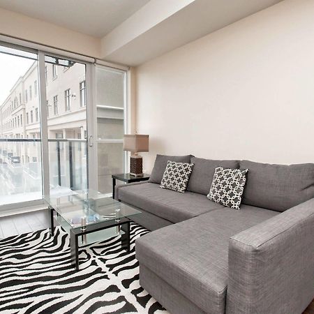 Life Suites Luxury Downtown Condos 多伦多 外观 照片