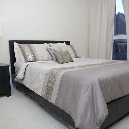 Life Suites Luxury Downtown Condos 多伦多 外观 照片